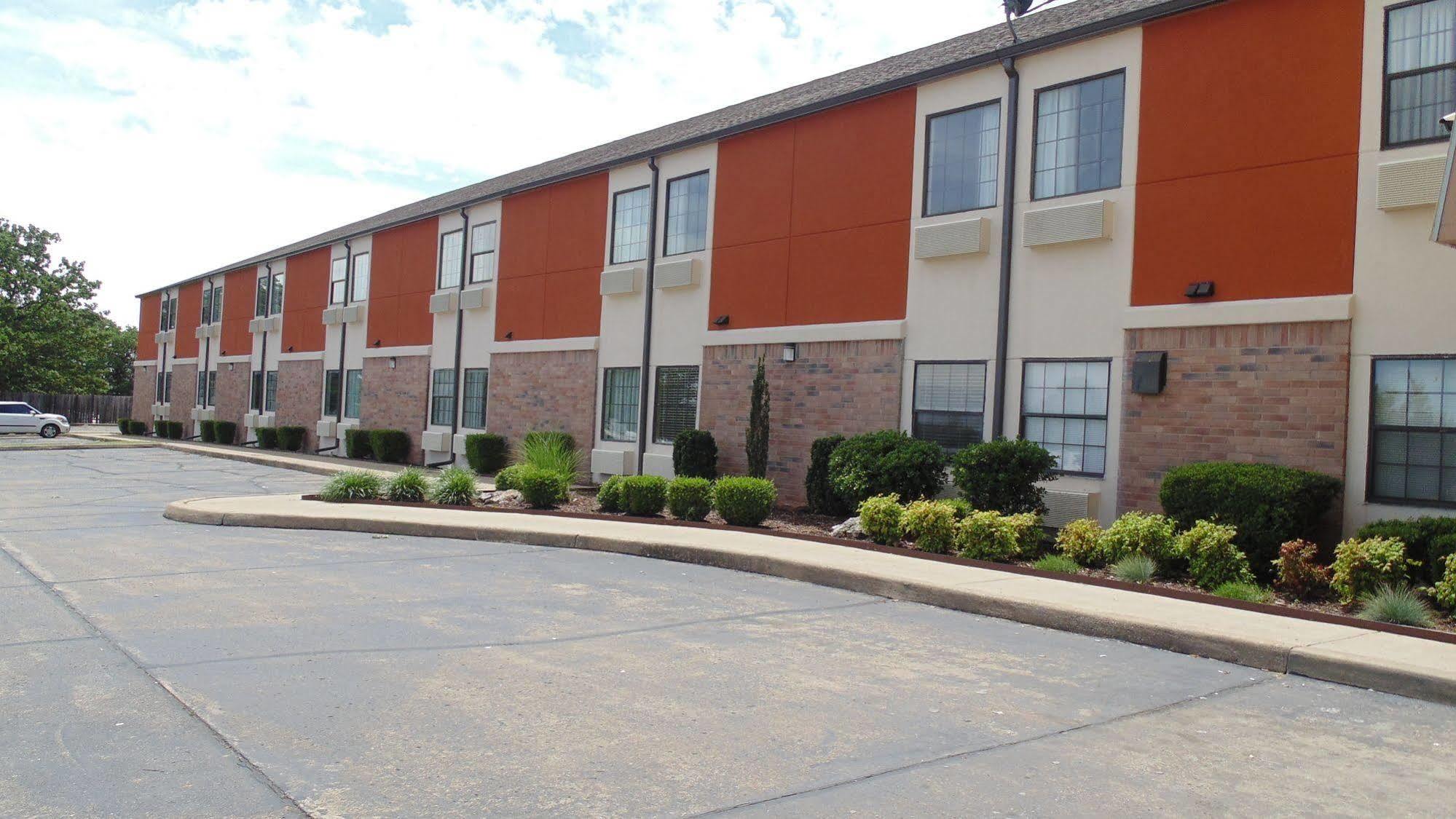 Motel Super 8 By Wyndham Sapulpa/Tulsa Area Glenpool Esterno foto